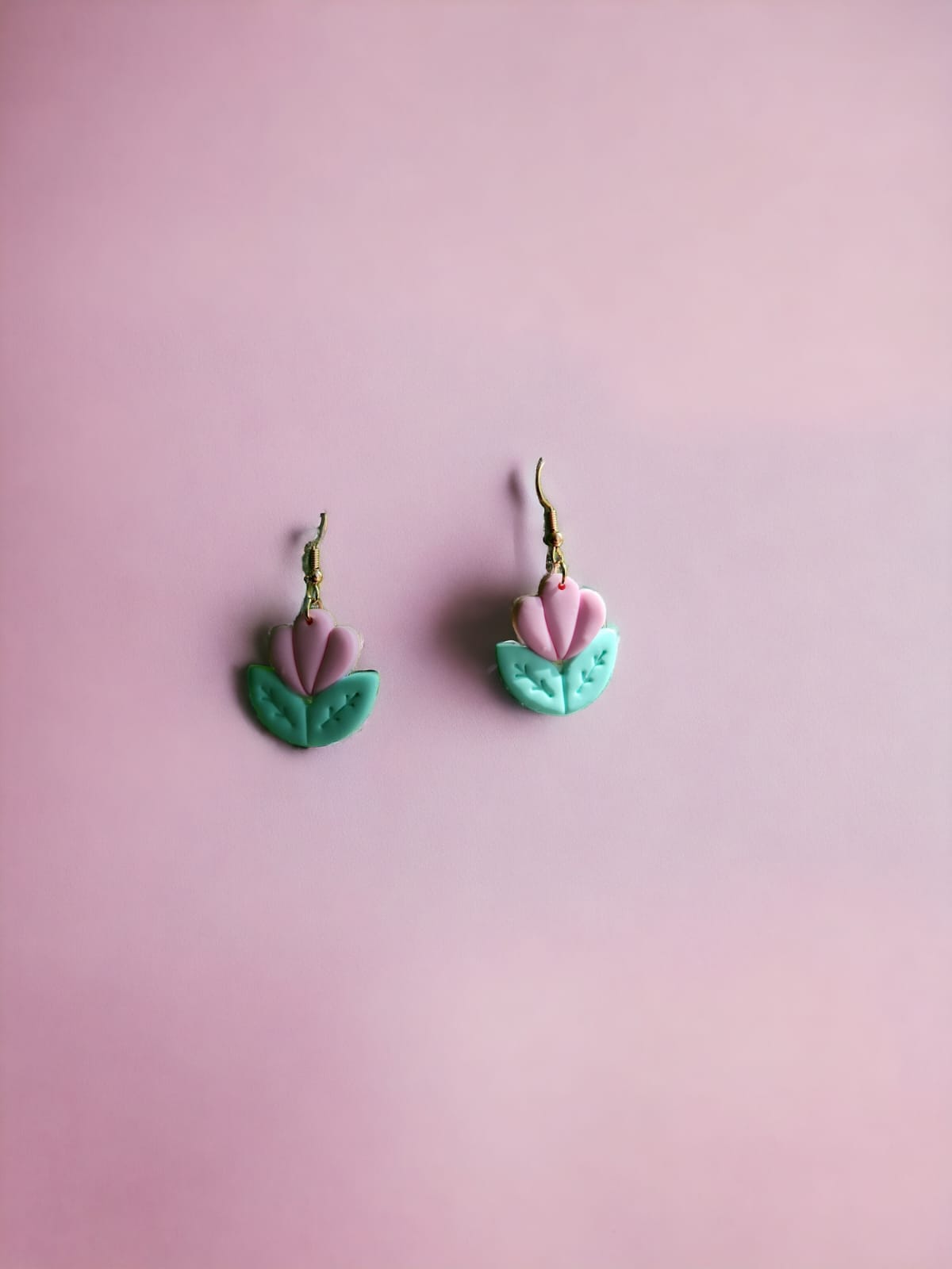 pastel pink and green flower