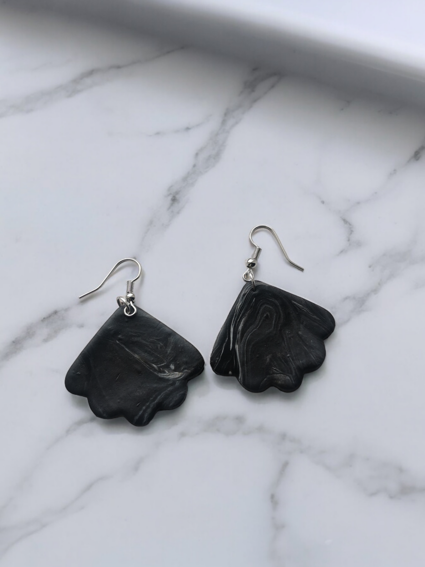 Black shell earring