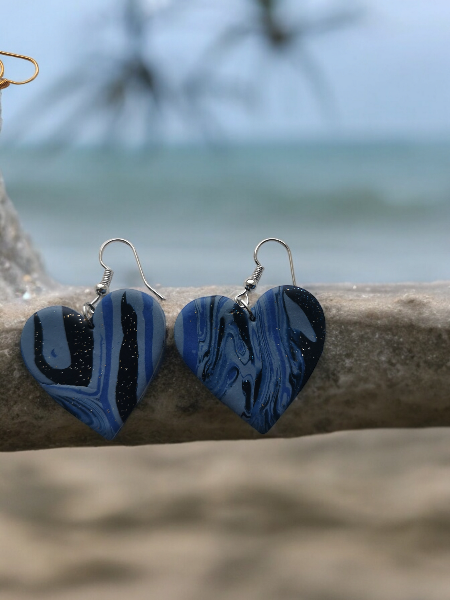 Blue heart earing