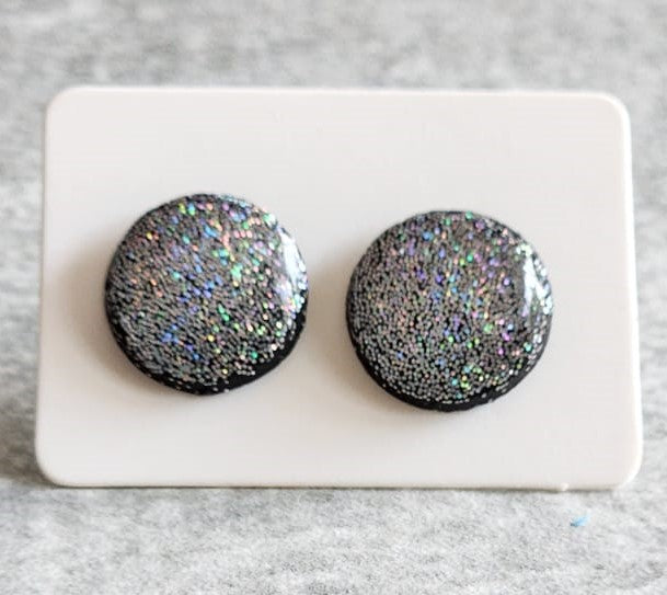 Cosmic Glitter Stud coating with resin