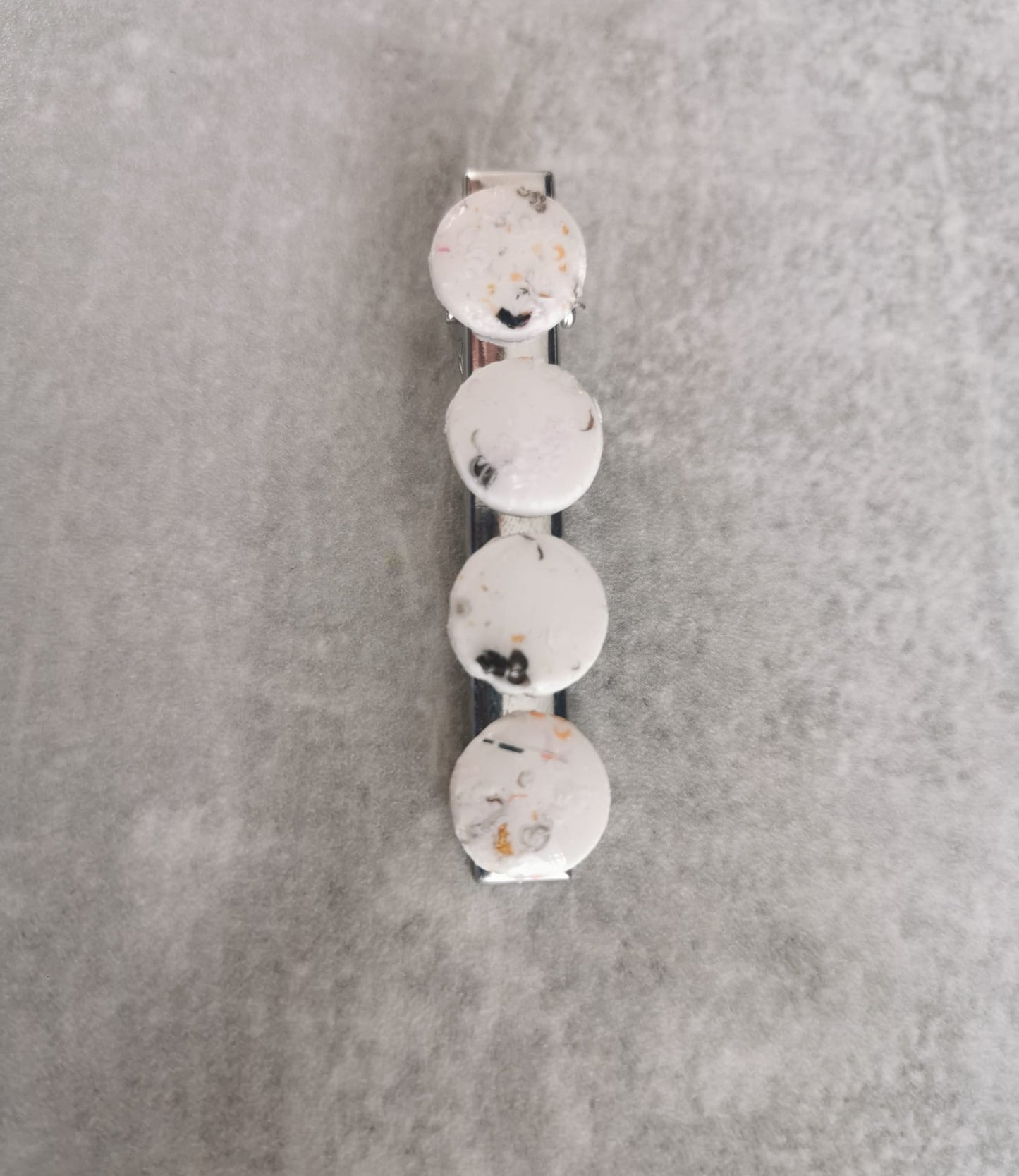 Hairclip with Four White Circles