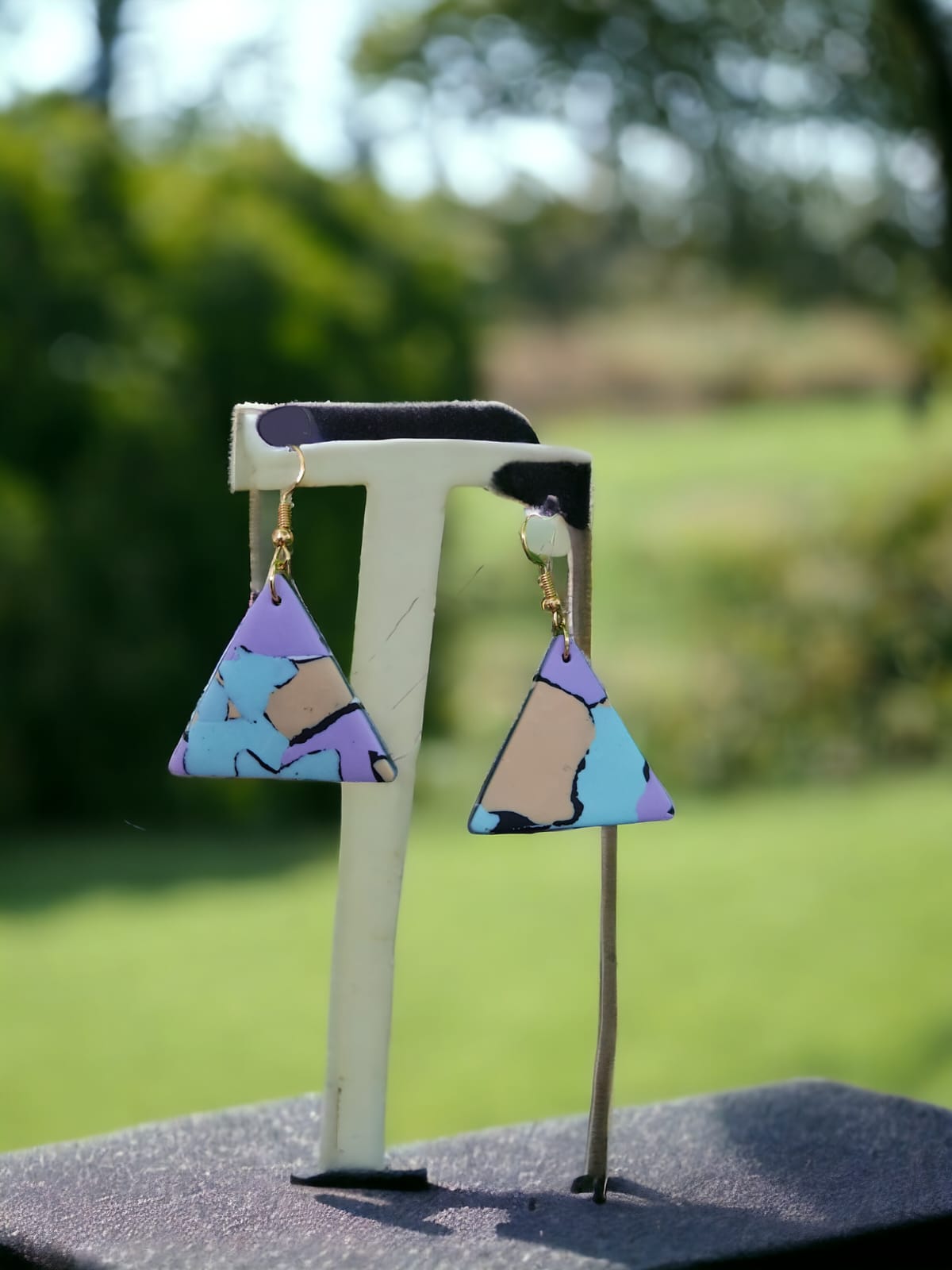 Pastel triangle colours