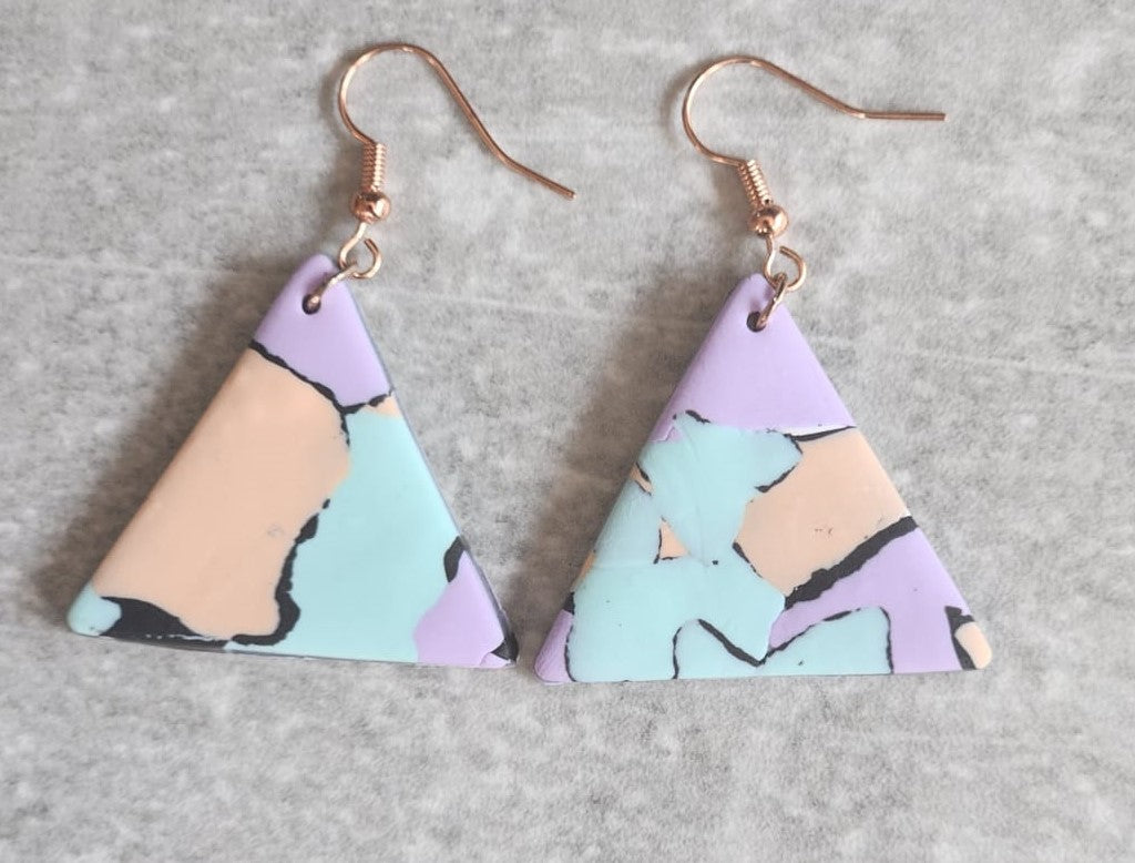 Pastel triangle colours